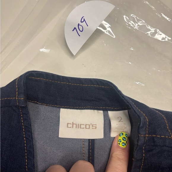Chicos Blue Denim Lightweight Jacket Size 2 Large Toggle Clasp Long Western - Picture 6 of 8